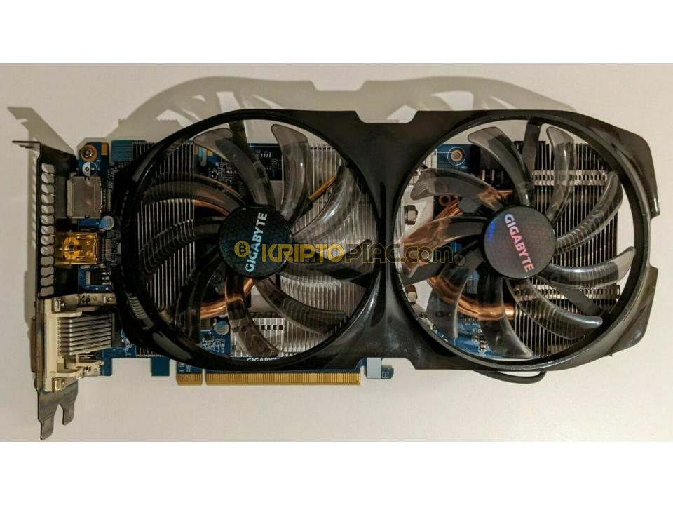 GIGABYTE NVIDIA GeForce GTX 660 Ti 2048 MB (2Gb) GV-N66TOC-2GD Videókártya GPU - 1/4