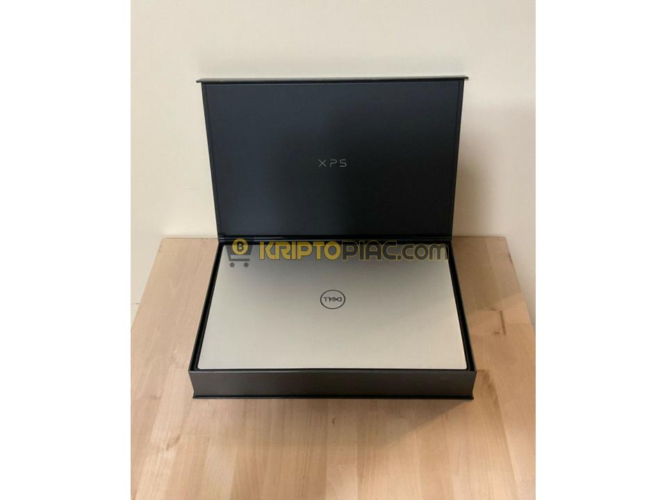 Dell XPS 17 9700 17 Touch (Intel Core i7-10875H, 32GB RAM - 1/1