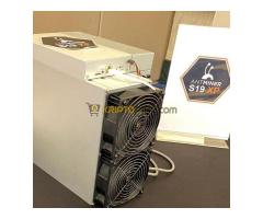 Ready to ship Bitmain Antminer S19 XP PRO 140th comes with full PSU HIGH - Kép 1/3