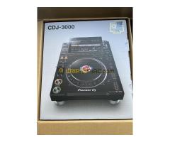 Pioneer CDJ-3000 Professional DJ Controller