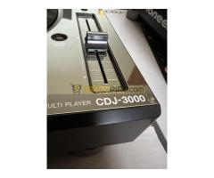 Pioneer CDJ-3000 Professional DJ Controller