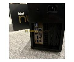 Intel NUC 11 Extreme Kit NUC11BTMi7 mini PC - Intel i7, 8GB RAM, 512GB m.2 SSD