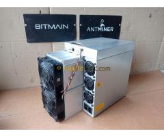 Bitmain Antminer S19 90 Th 3000 watt eladó