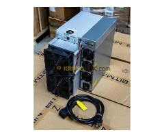 Bitmain Antminer Bitcoin miner S21 / S21 Pro