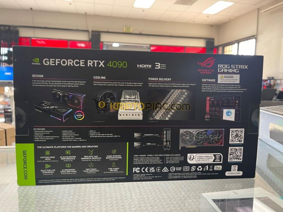 For sale ASUS ROG Strix GeForce RTX 4090 OC 24 GB GDDR6X - 3/4