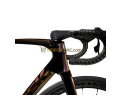 2024 Trek Émonda SLR 7 AXS Road Bike (GUN2BIKESHOP) - Kép 5/6