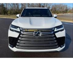 For Sale : Lexus LX600 Signature 2023 GCC Specs - Kép 1/4