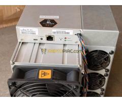 Bitmain Antminer S21e XP Hydro - Kép 3/6
