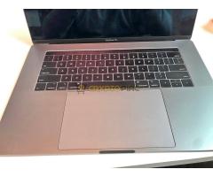 MacBook Pro 2018 - Kép 1/9