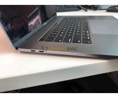 MacBook Pro 2018 - Kép 3/9